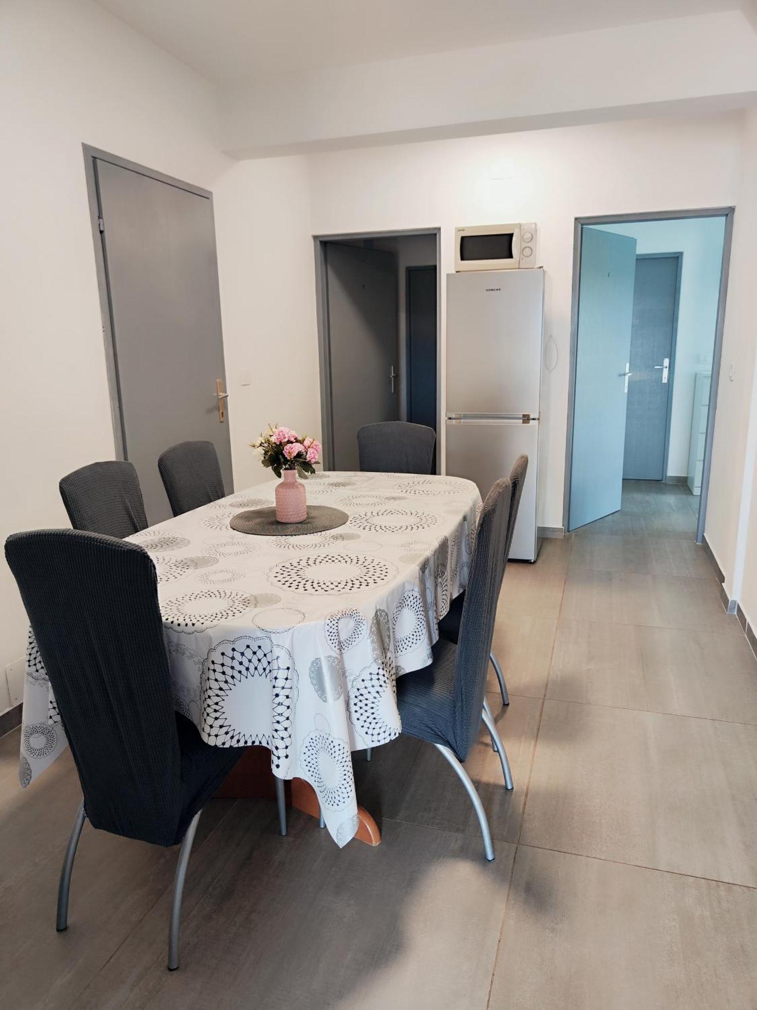 Apartman Marija Perusic Екстериор снимка